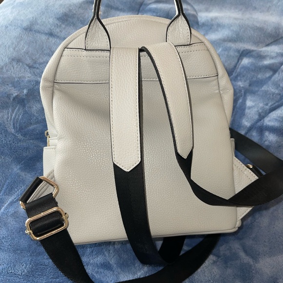 grey mini backpack with an owl on the front - Picture 2 of 4